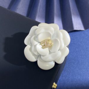 Chanel Camellia Double C Brooch Diamond White Flower Pin XN926061