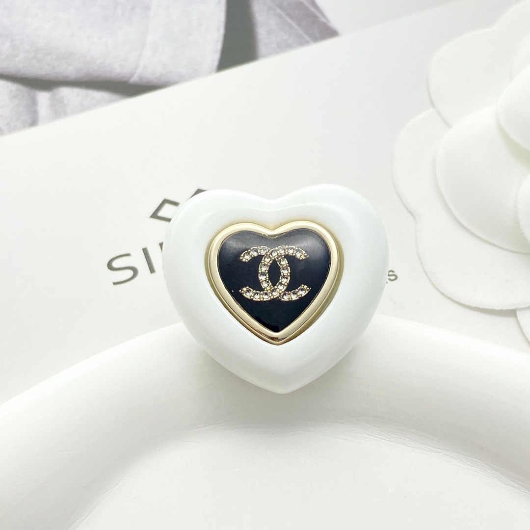 Chanel Black Enamel Double C Heart Brooch A803 Luxury Elegant Piece - Image 4
