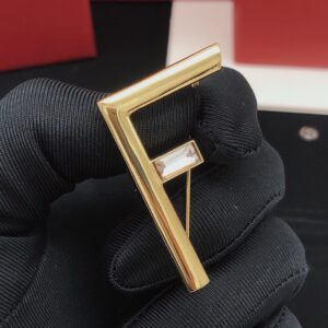 FENDI Brooch FDXZ0006 Latest Elegant Luxury Accessory