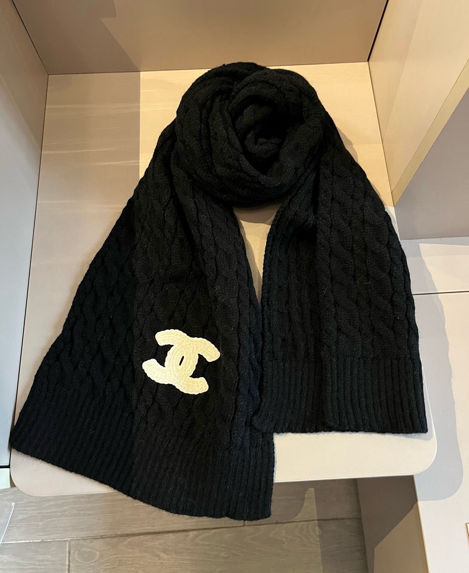 Luxury Knitted Scarf and Hat Set Soft Warm Winter Combo Elegant Style - Image 5