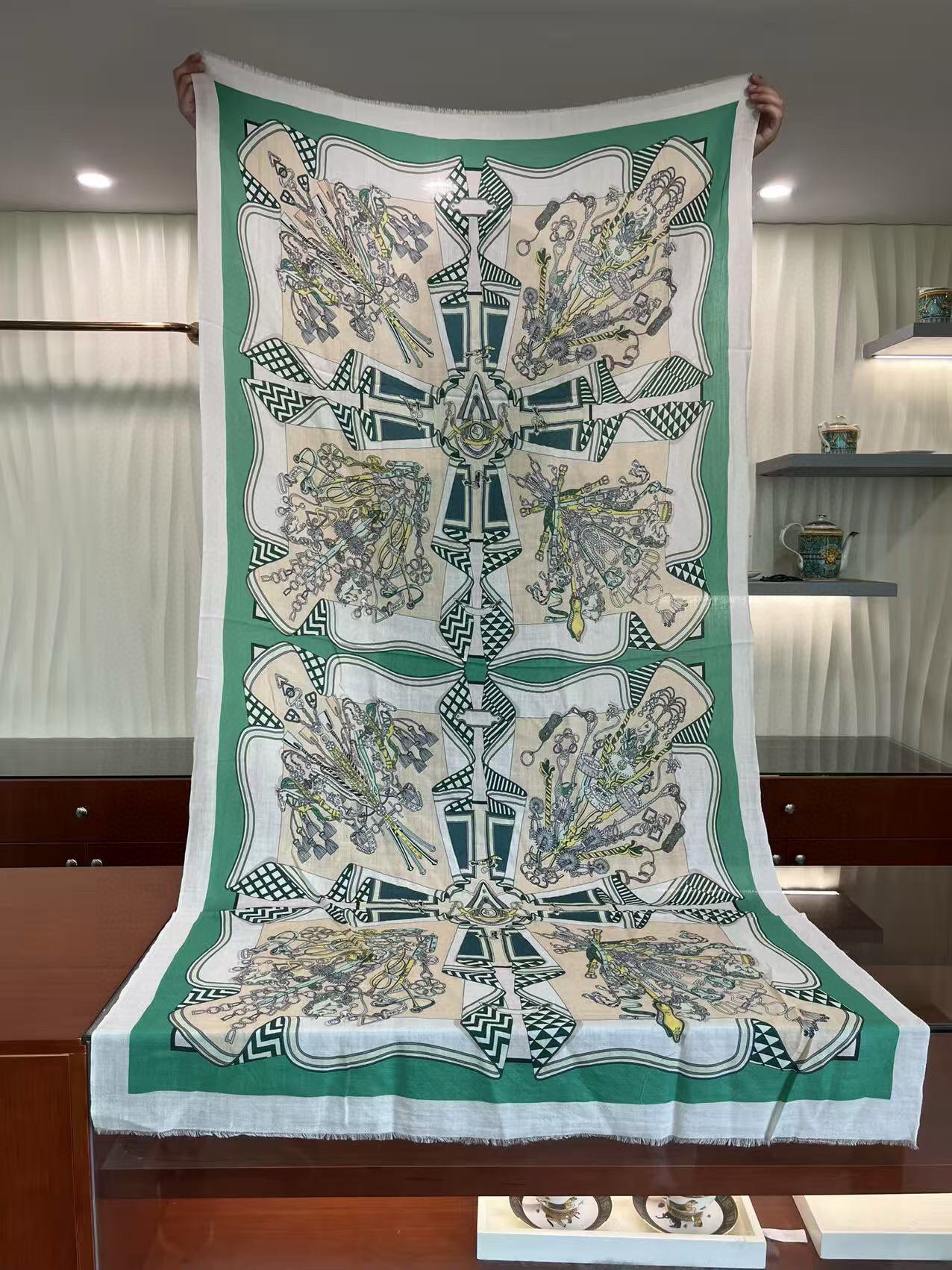 Louis Vuitton Inspired Monogram Cashmere Scarf Shimmer Silver Thread Luxury 110 x 200 cm - Image 4