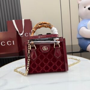 Gucci Diana Bag Premium Leather Iconic Bamboo Handle with Full Packaging