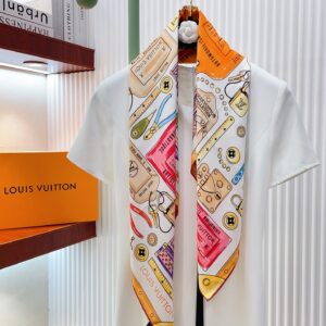 Luxury Double-Sided Twill Silk Scarf Elegant Square Shawl 90x90cm Premium Finish