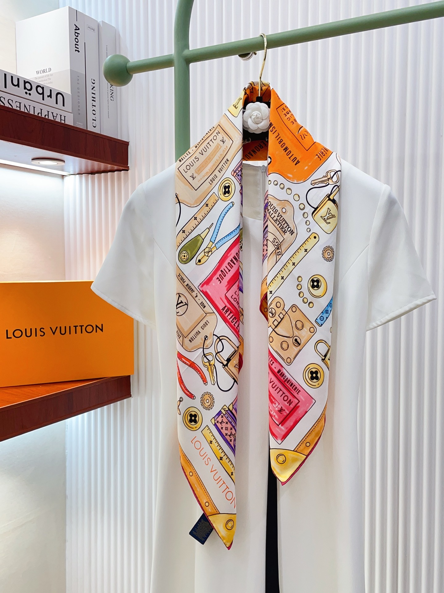 Luxury Double-Sided Twill Silk Scarf Elegant Square Shawl 90x90cm Premium Finish