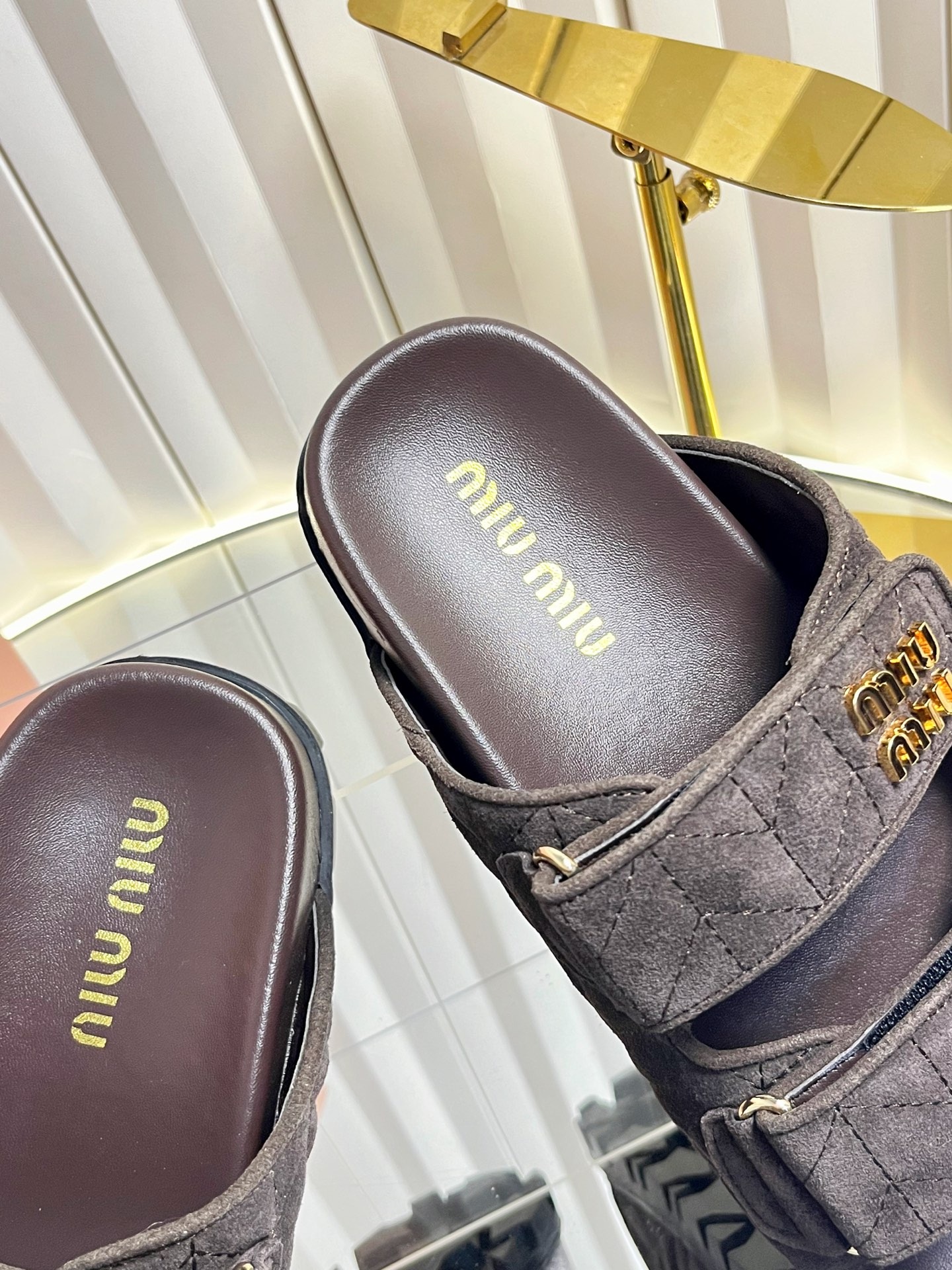 Miu Miu 2026 Early Spring Velcro Sandals Relaxed Cool Comfort Style - Image 5
