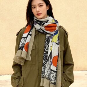 Hermès Shimmering Scarf Luxury Glow Silk Shawl Elegant Wrap