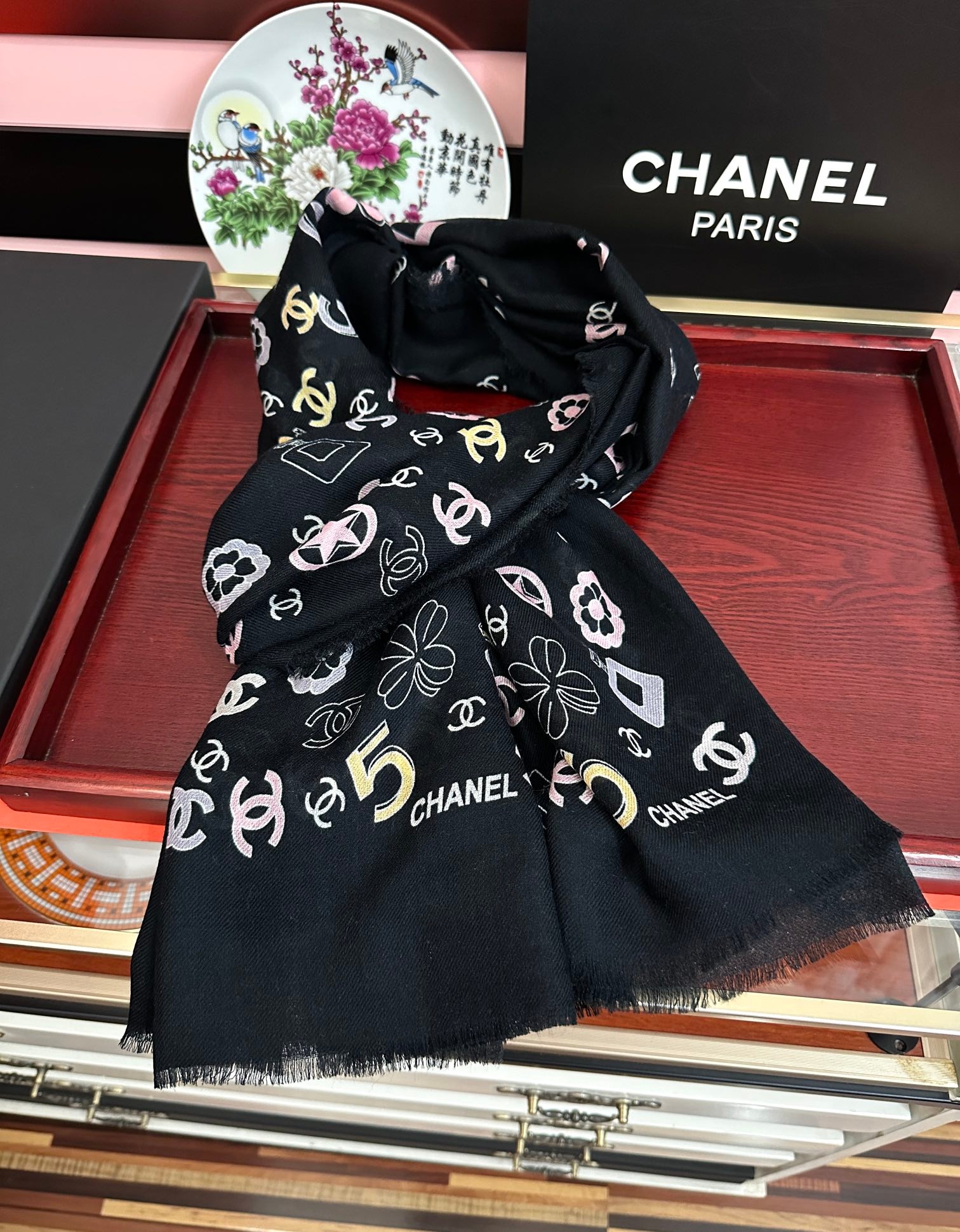 Luxury Inspired Designer Scarf Elegant Soft Shawl Trendy Fashion Wrap - Image 3