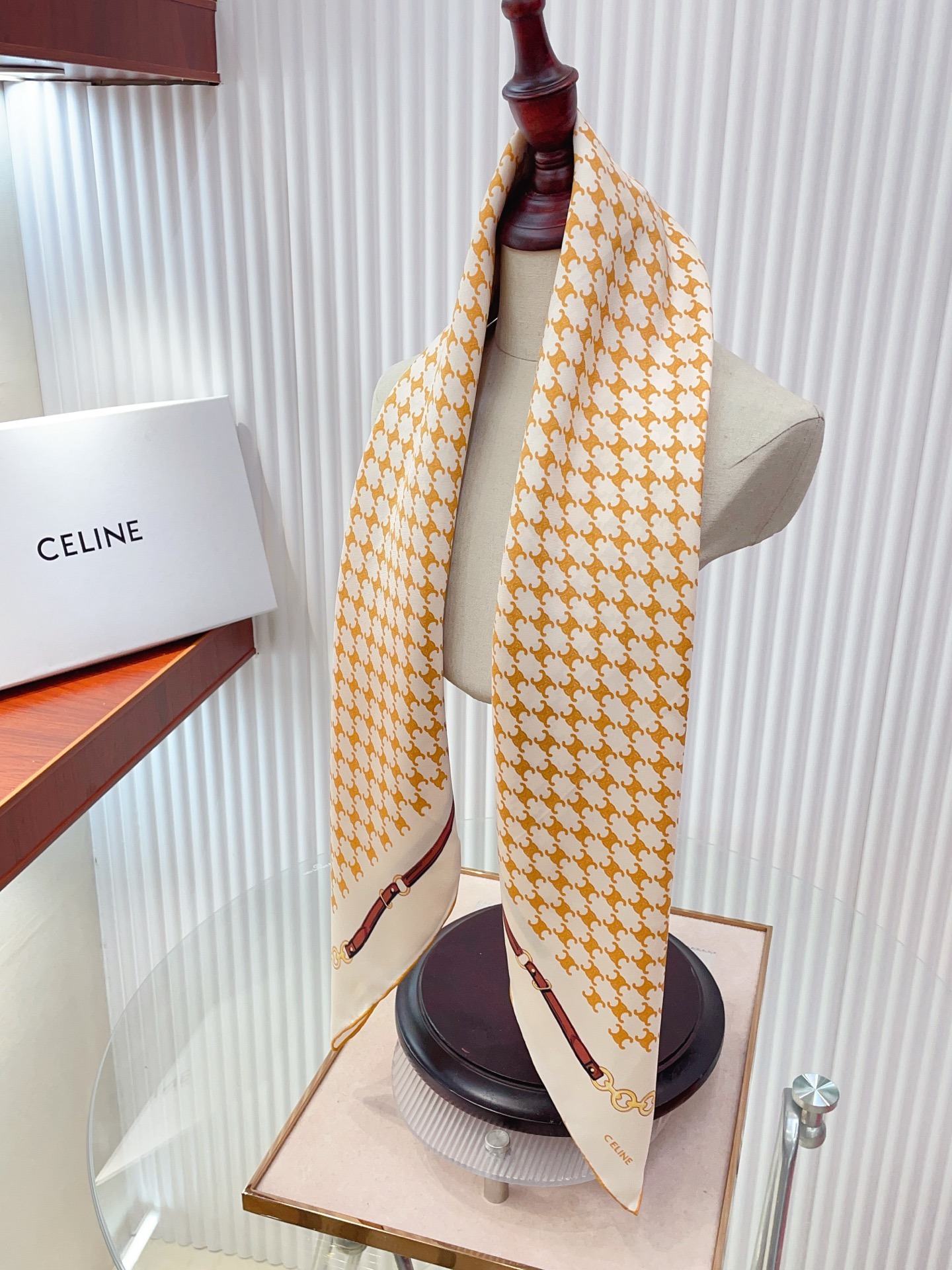 Luxury Double-Sided Twill Silk Scarf Premium Square Shawl 90x90cm Elegant Finish - Image 3
