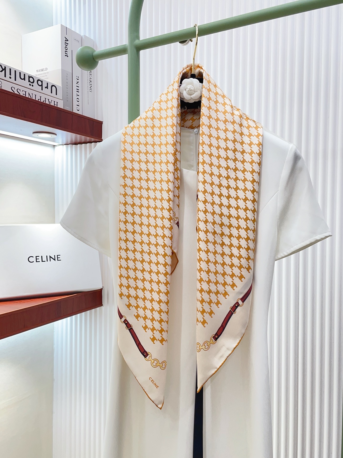 Luxury Double-Sided Twill Silk Scarf Premium Square Shawl 90x90cm Elegant Finish