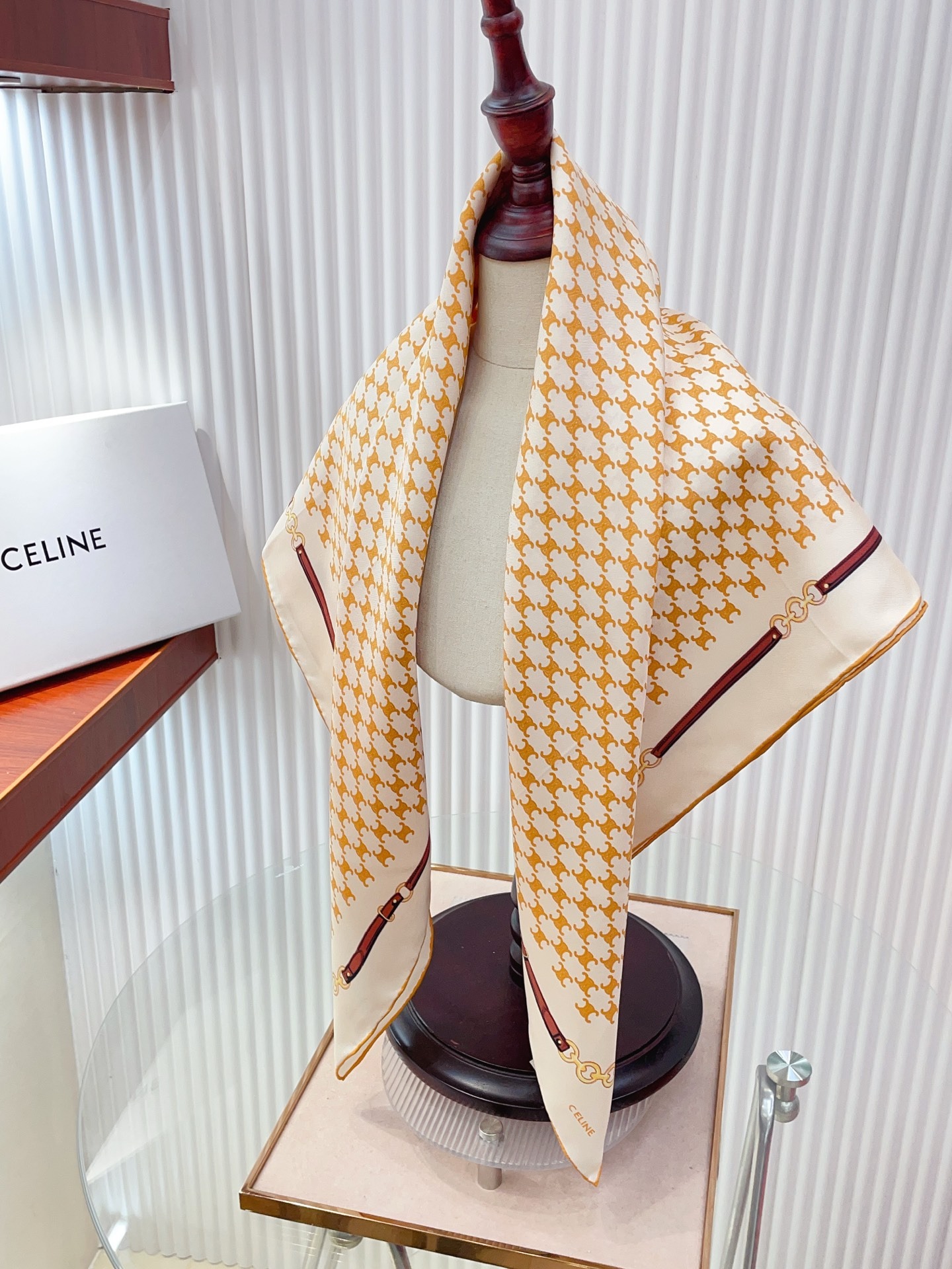 Luxury Double-Sided Twill Silk Scarf Premium Square Shawl 90x90cm Elegant Finish - Image 4