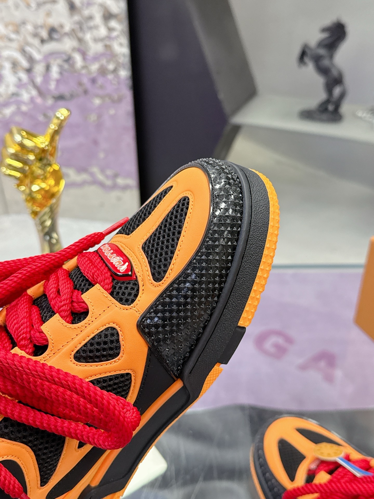 Louis Vuitton Trainer 2025 SW BE Sneakers – New Color Collection - Image 7