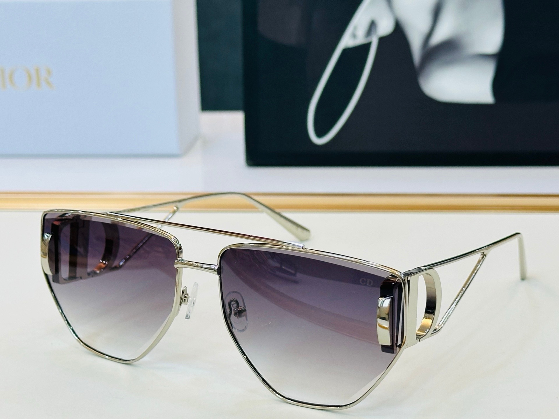 Luxury Oversized Sunglasses – Spring/Summer UV Protection Fashion Eyewear (Size 64) - Image 4