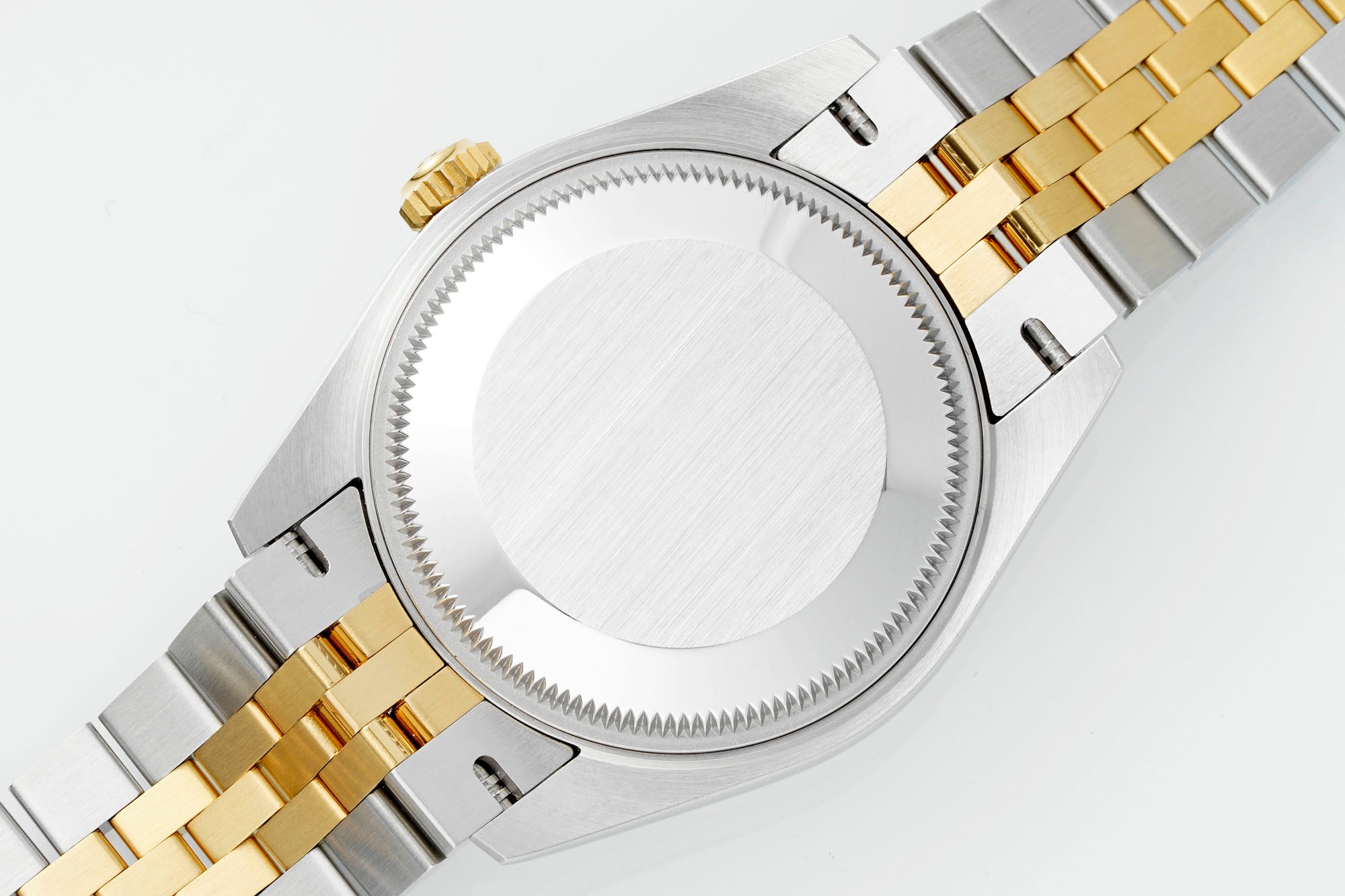 Precision Detail Luxury Watch – Solid Weight Build for Authentic Feel - Image 4