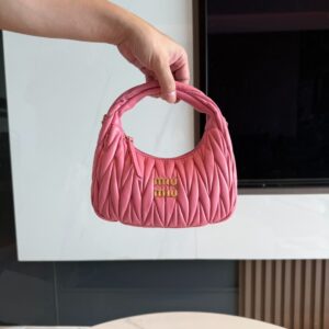 Women’s Wander Hobo Bag Soft Pastel Quilted Shoulder Design