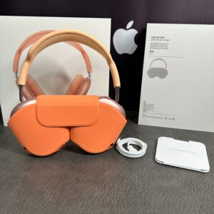 Apple AirPods Max 2024 USB-C over-ear headphones
