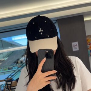 Vintage Distressed Baseball Cap – Korean Style Retro Ripped Design