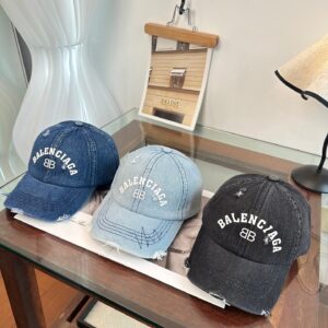 Letter Logo Baseball Cap – Minimal Trend Unisex Design