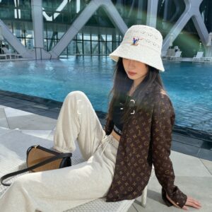 Premium Solid Color Hollow-Out Fisherman Hat for Women – 2026 Spring/Summer Travel Sun Protection Face-Shaping Bucket Hat