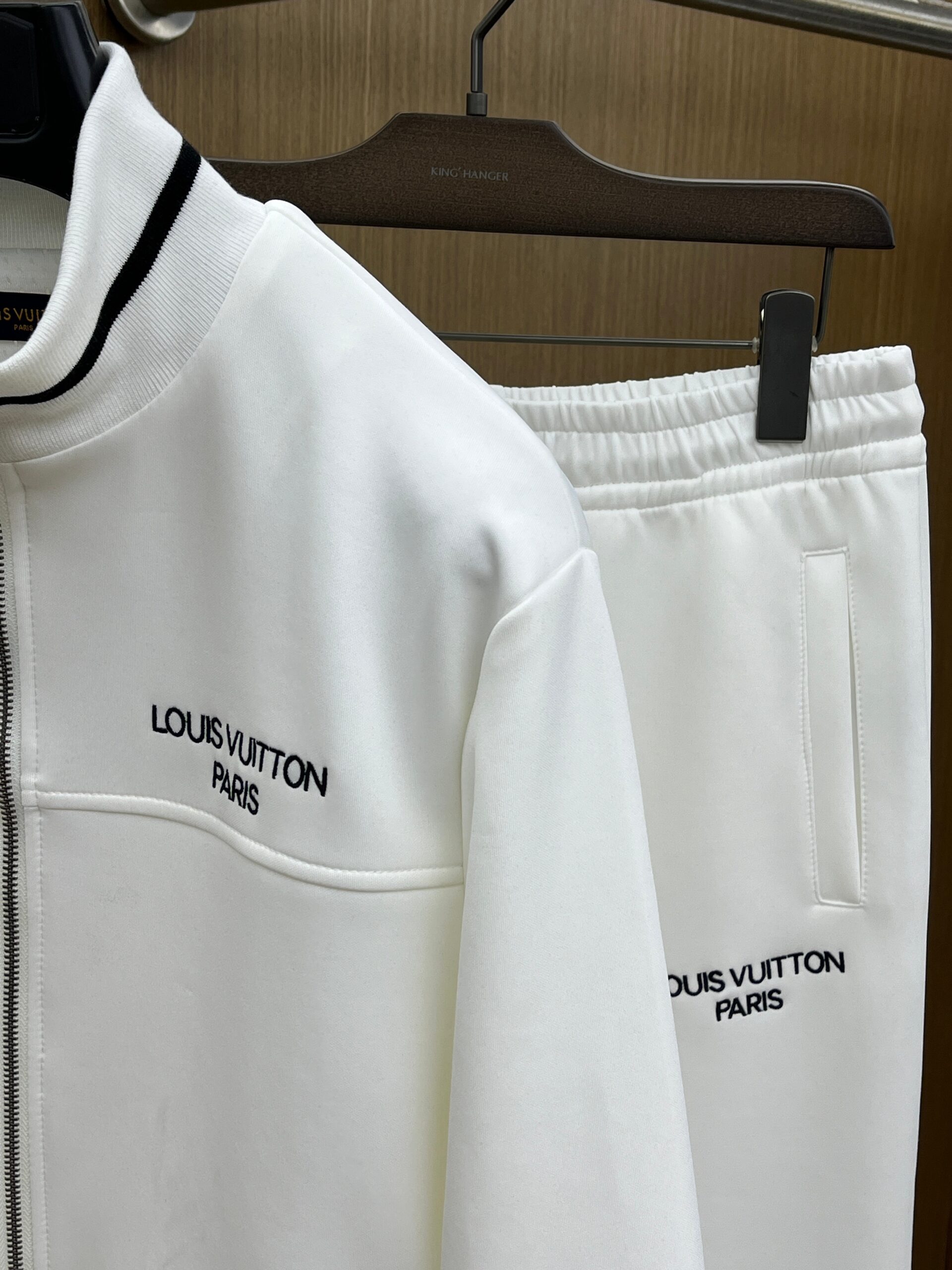New Early Spring LV Set Official Exclusive Premium Custom Casual Suit - Image 4