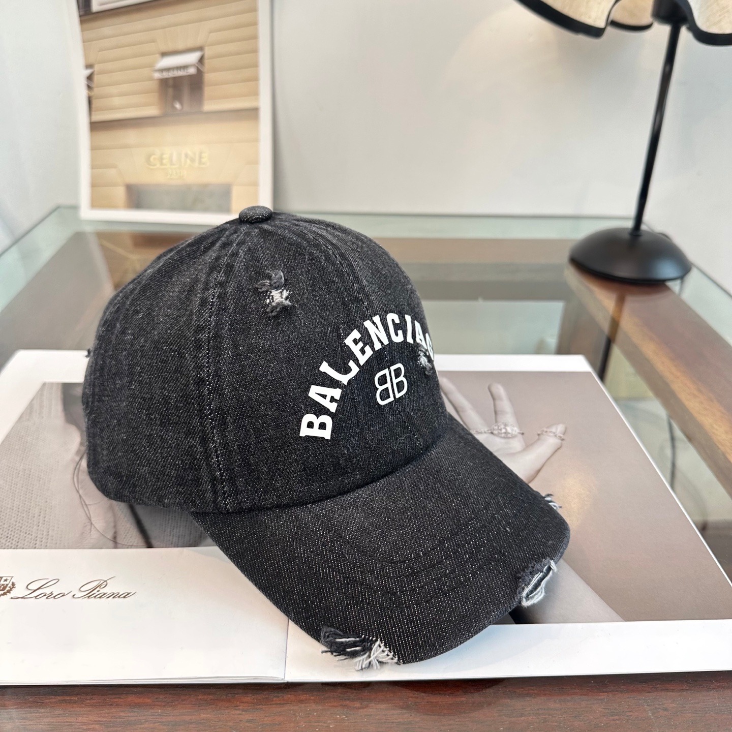 Letter Logo Baseball Cap – New Arrival Minimal Fashion Unisex Style - Image 5