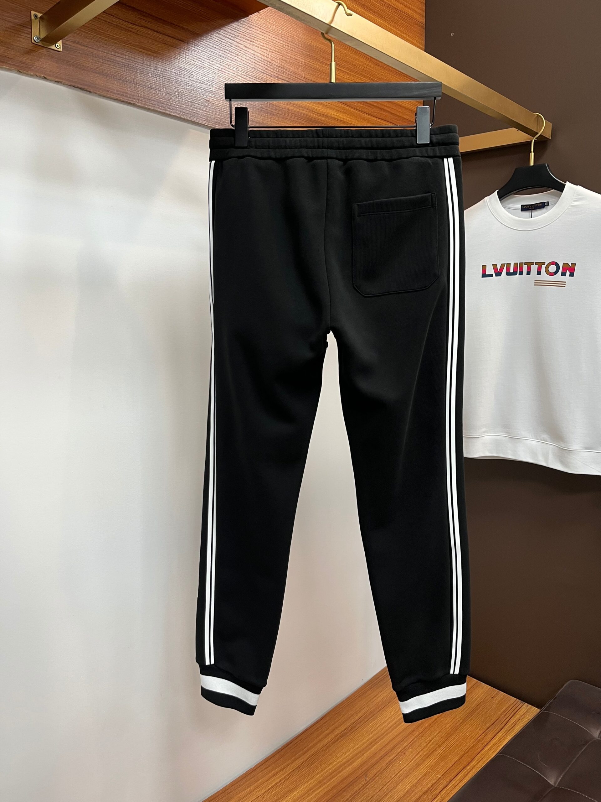 Gucci 2025 Autumn Winter Casual Suit Celebrity Style Premium Set - Image 5