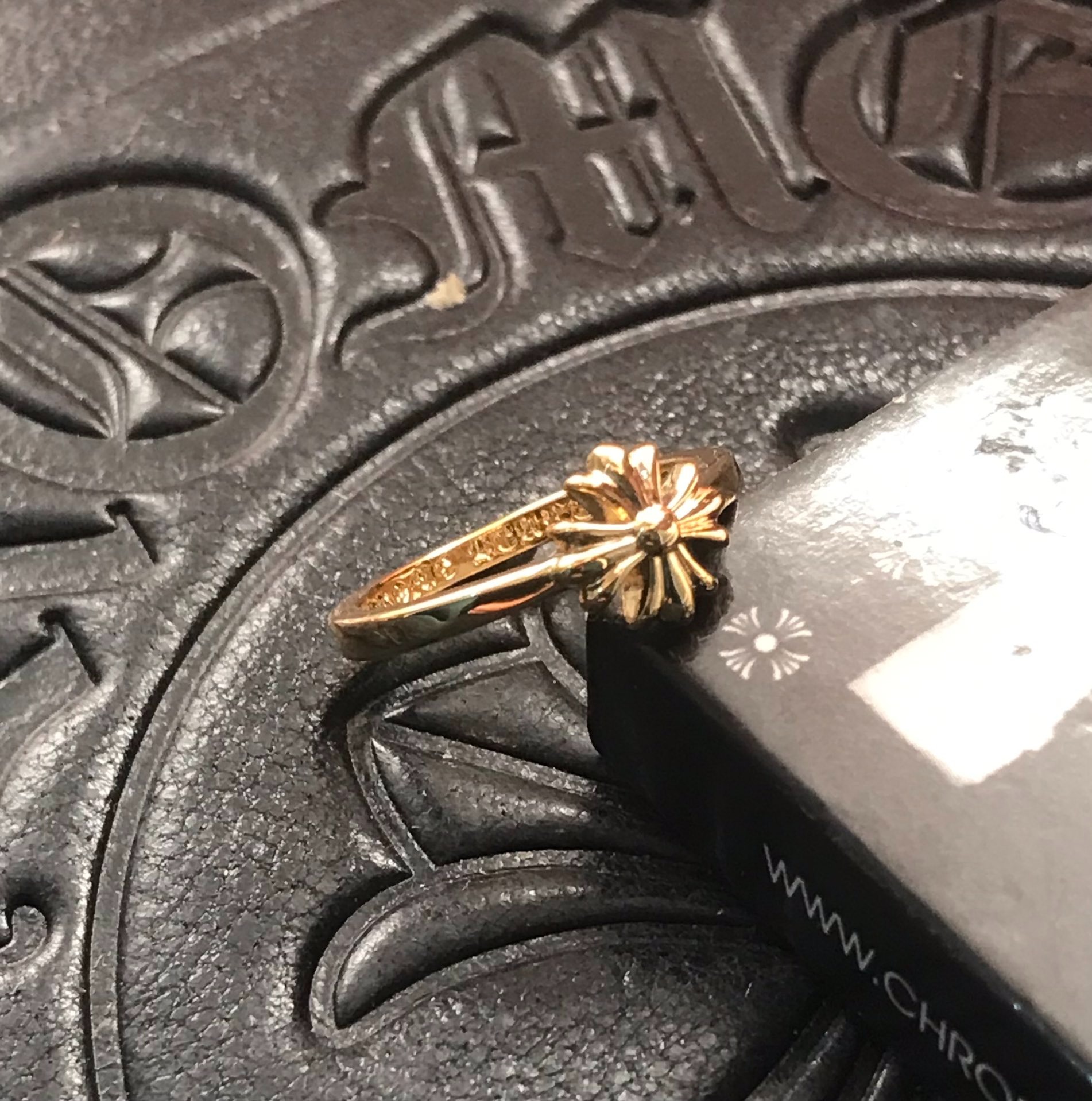 Chrome Hearts-Inspired 22K Gold Square Cross Flower Ring High-Quality Luxury Mini Statement Band - Image 4