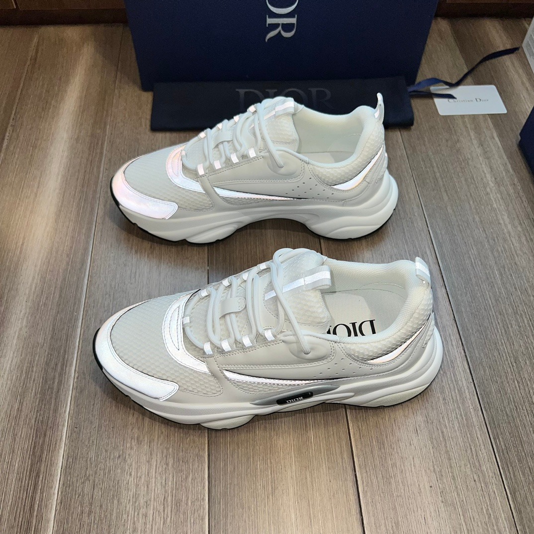 Premium Sneakers Italian Leather Signature Fabric Luxury Comfort - Image 10