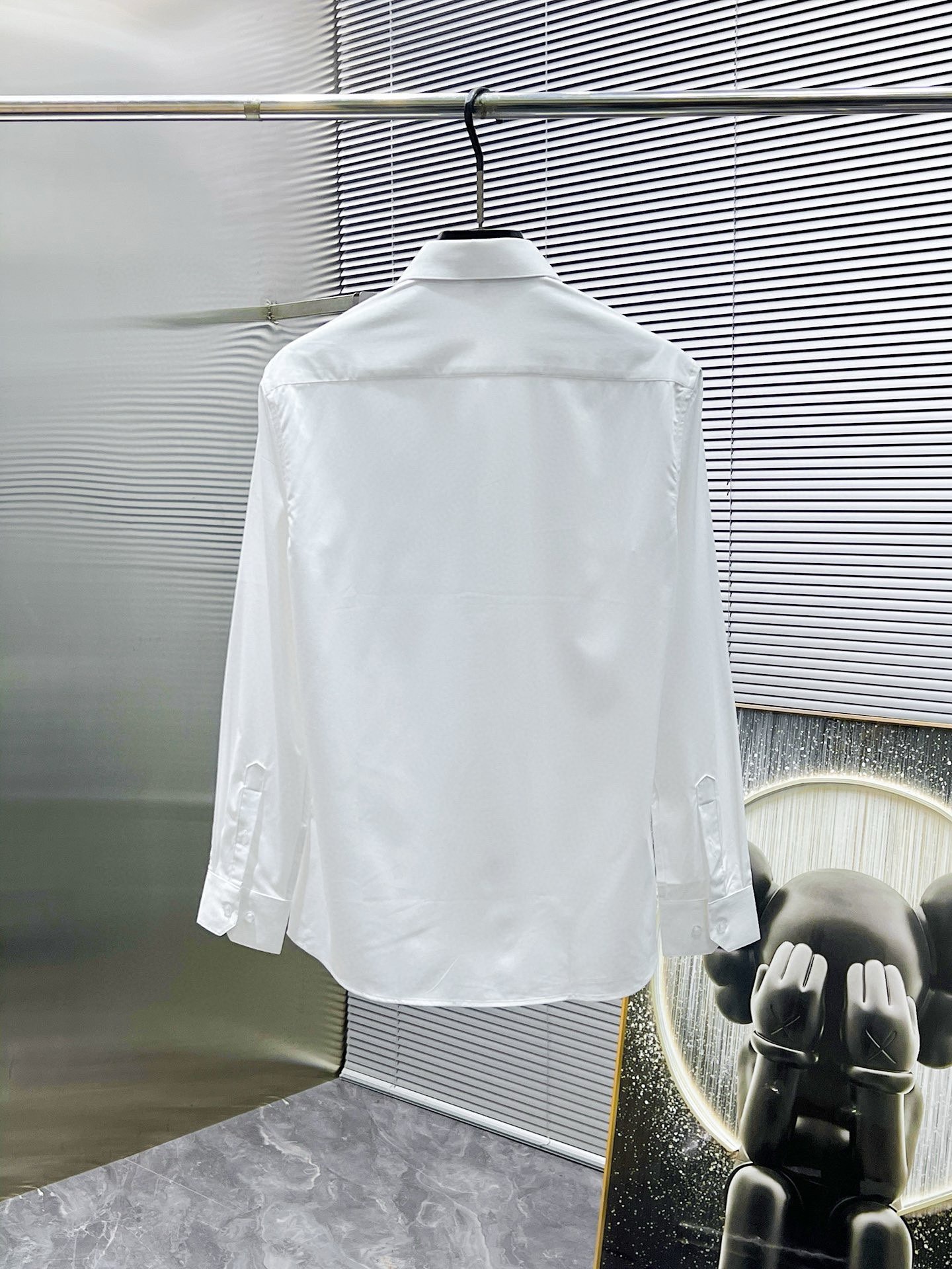 Men’s Long Sleeve Shirt 2026 New Season High-End Premium Design - Image 3