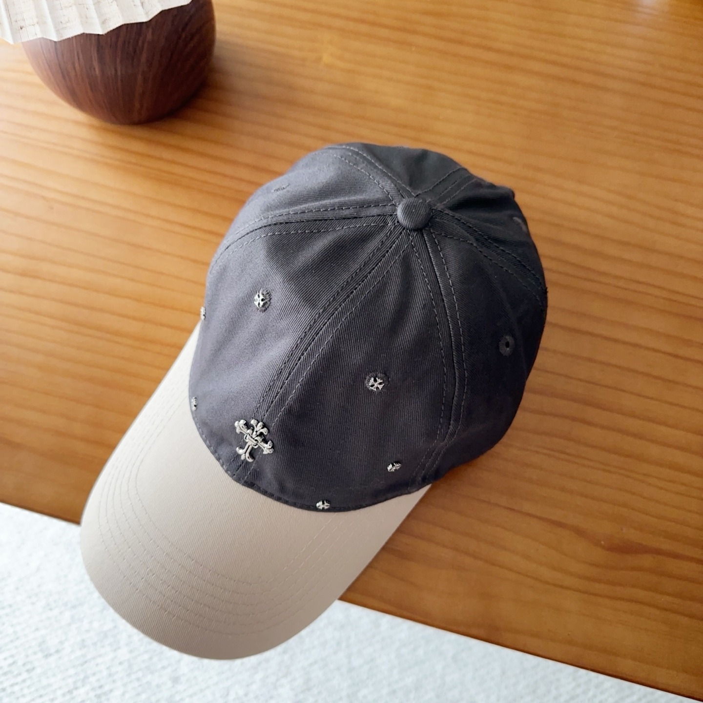 Vintage Distressed Baseball Cap – Korean Style Retro Ripped Streetwear Design - Image 8
