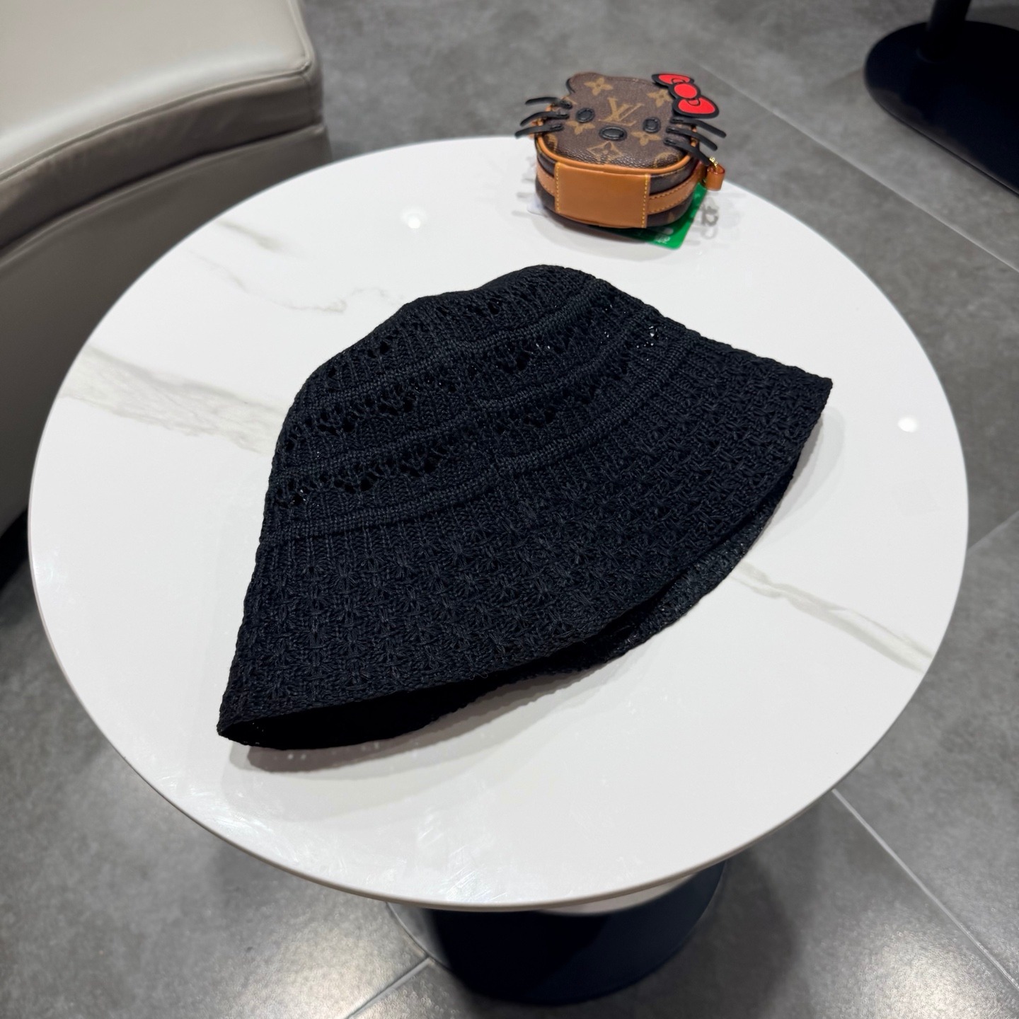 Luxury Solid Color Hollow-Out Fisherman Hat for Women – 2026 Spring/Summer Travel Sun Protection Face-Shaping Bucket Hat - Image 6