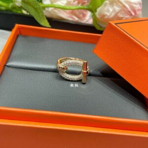 Hermès-Inspired Chunky Oval OT Ring V Gold Luxury Statement Band (Sizes 6–8)