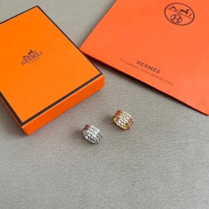 Hermès-Inspired “Pig Nose” Ring Luxury High-Shine Statement Band (Sizes 6–8)