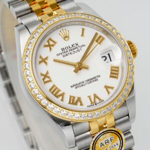 Precision Detail Luxury Watch – Solid Weight Build for Authentic Feel