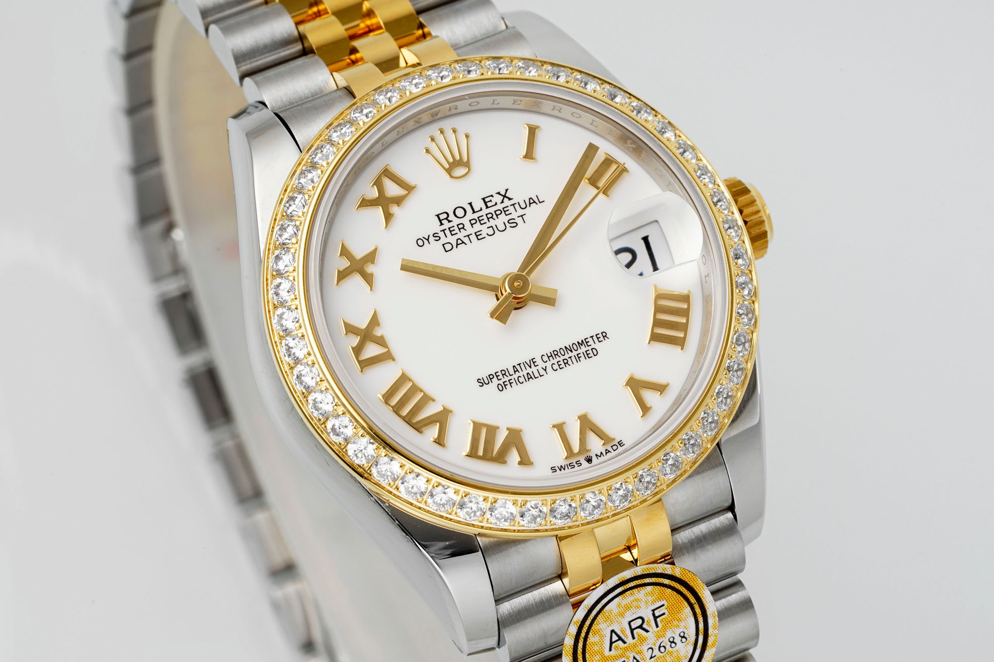 Precision Detail Luxury Watch – Solid Weight Build for Authentic Feel