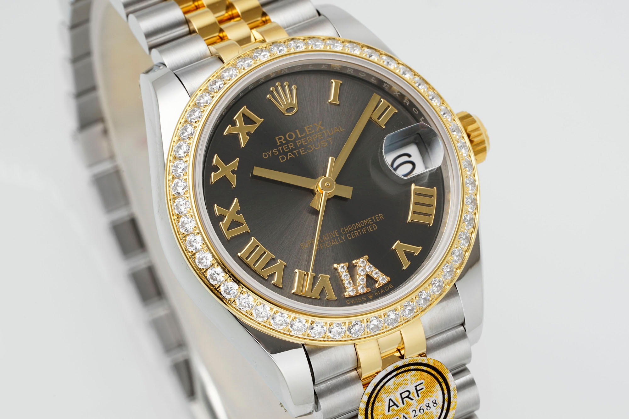 Precision Luxury Watch – Detail-Driven Craftsmanship with Solid Weighted Feel - Image 3