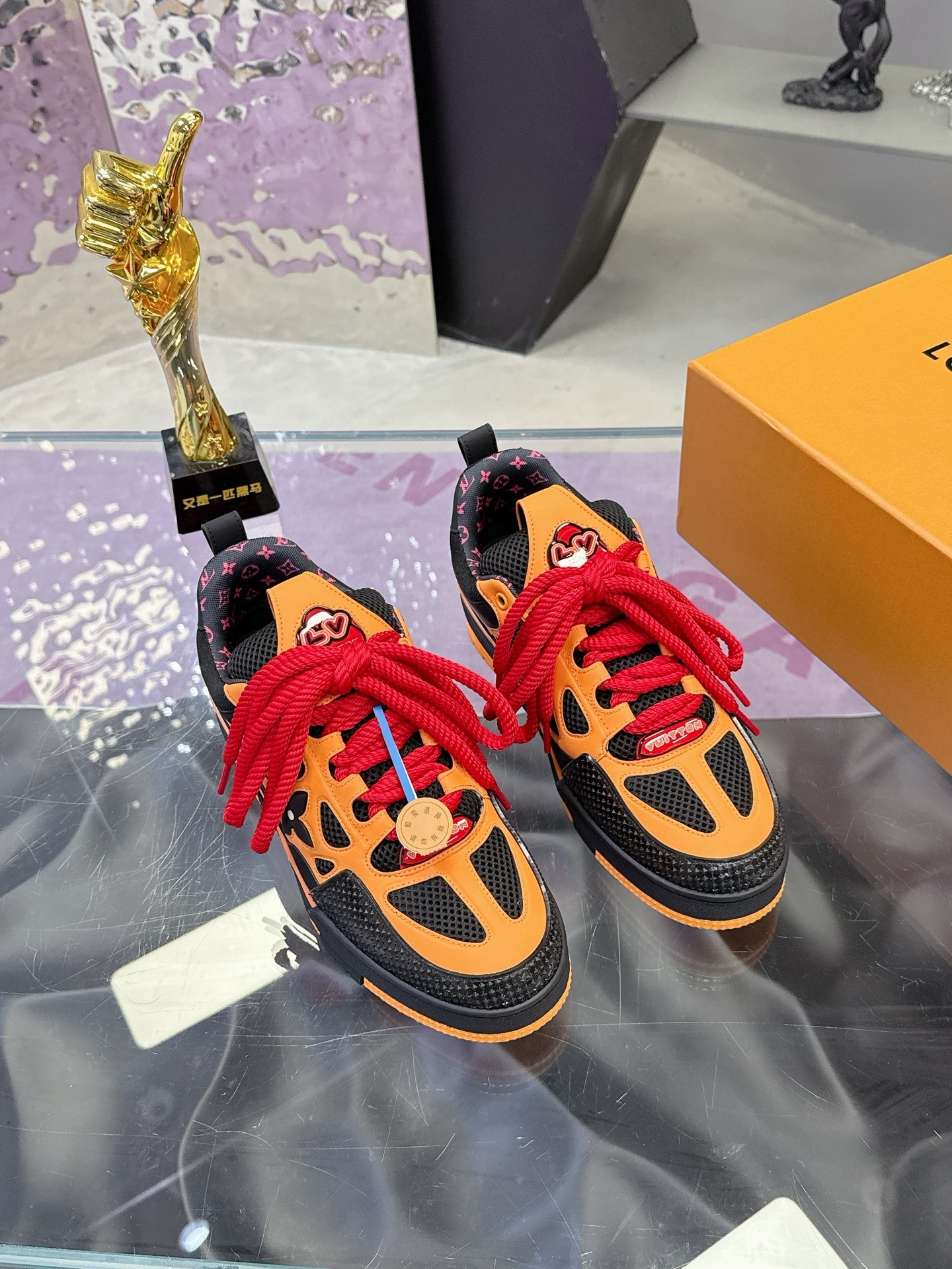 Louis Vuitton Trainer 2025 SW BE Sneakers – New Color Collection - Image 2
