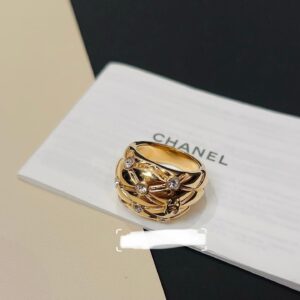 Chanel-Inspired Vintage Quilted Gold Ring with Diamond Detailing Luxury Statement Band