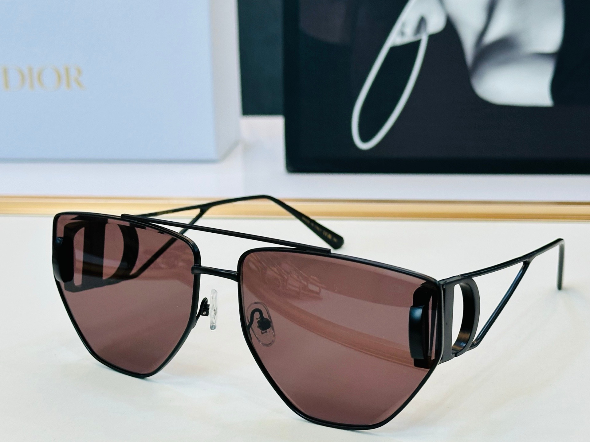 Luxury Oversized Sunglasses – Spring/Summer UV Protection Fashion Eyewear (Size 64) - Image 2
