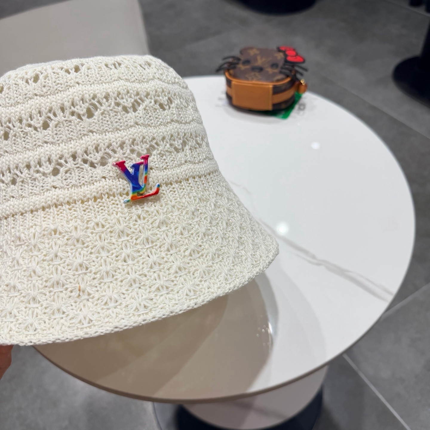 Premium Solid Color Hollow-Out Fisherman Hat for Women – 2026 Spring/Summer Travel Sun Protection Face-Shaping Bucket Hat - Image 5