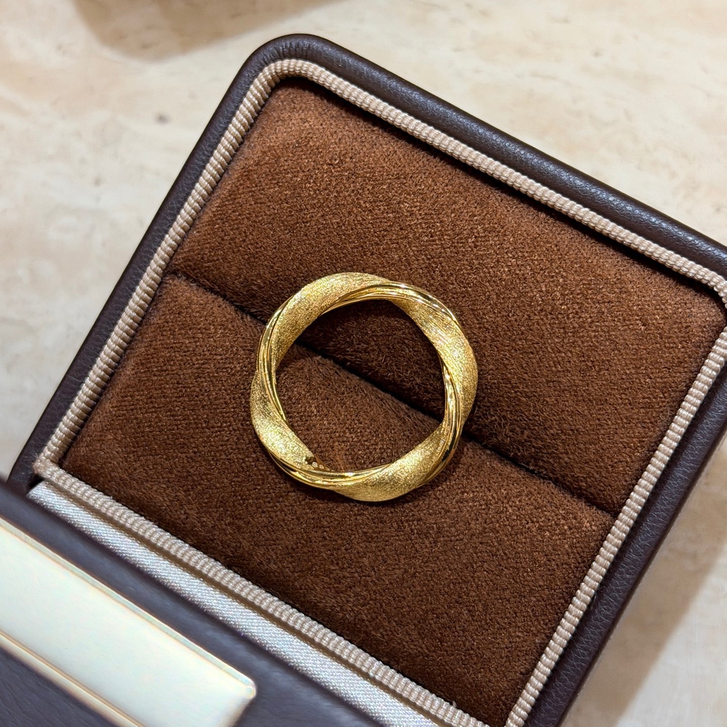 Spiral Rotating Frosted Ring Minimalist Luxury Spinner Statement Band - Image 2
