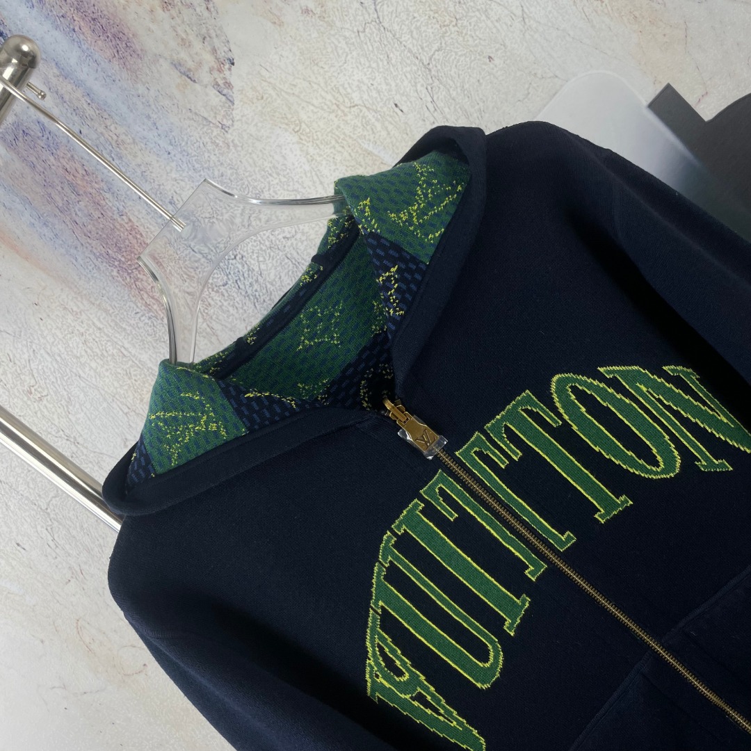Louis Vuitton LV928 2026 SS Double Sided Jacquard Knit Cardigan Jacket Distressed Logo Unisex - Image 5