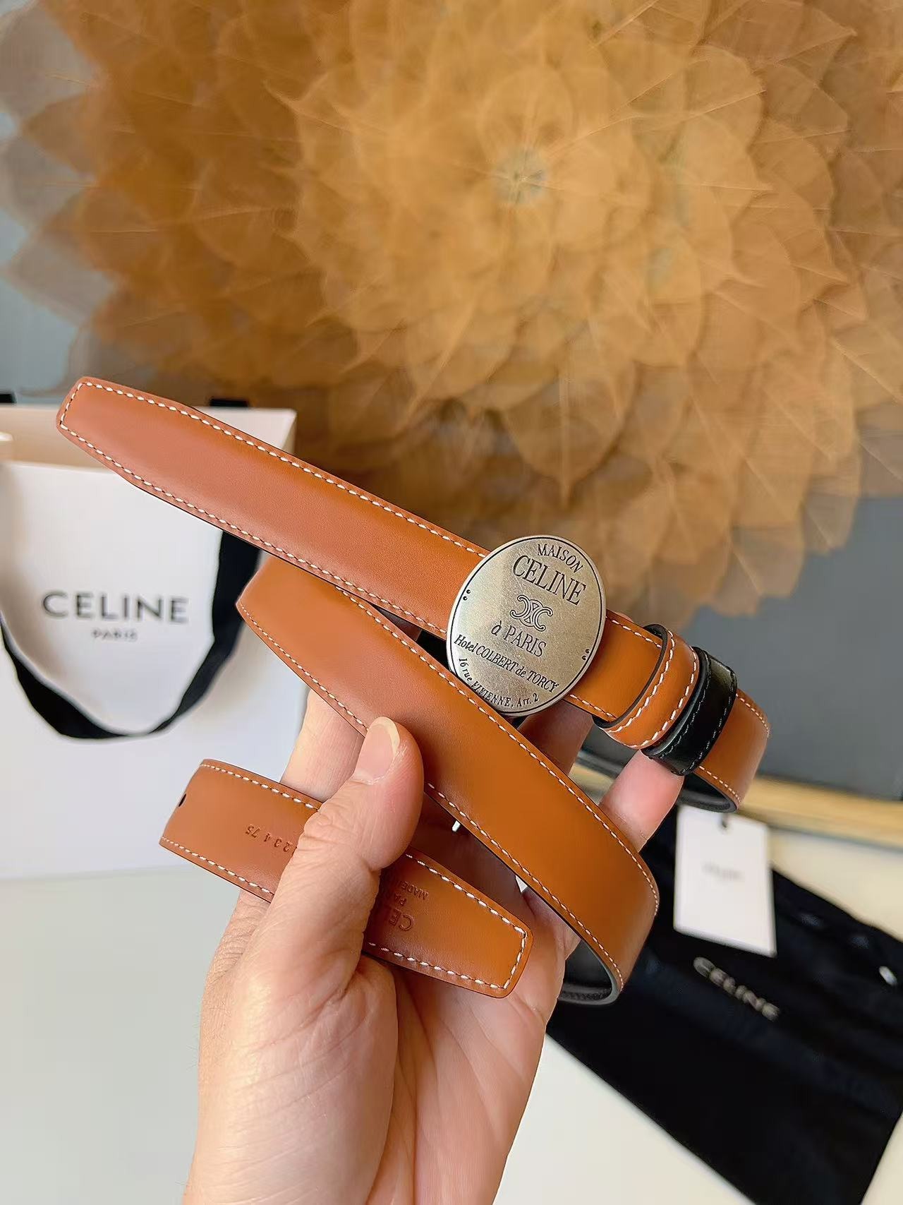 CELINE Arc de Triomphe Oval Buckle Belt Luxury Designer Leather Belt - Image 2
