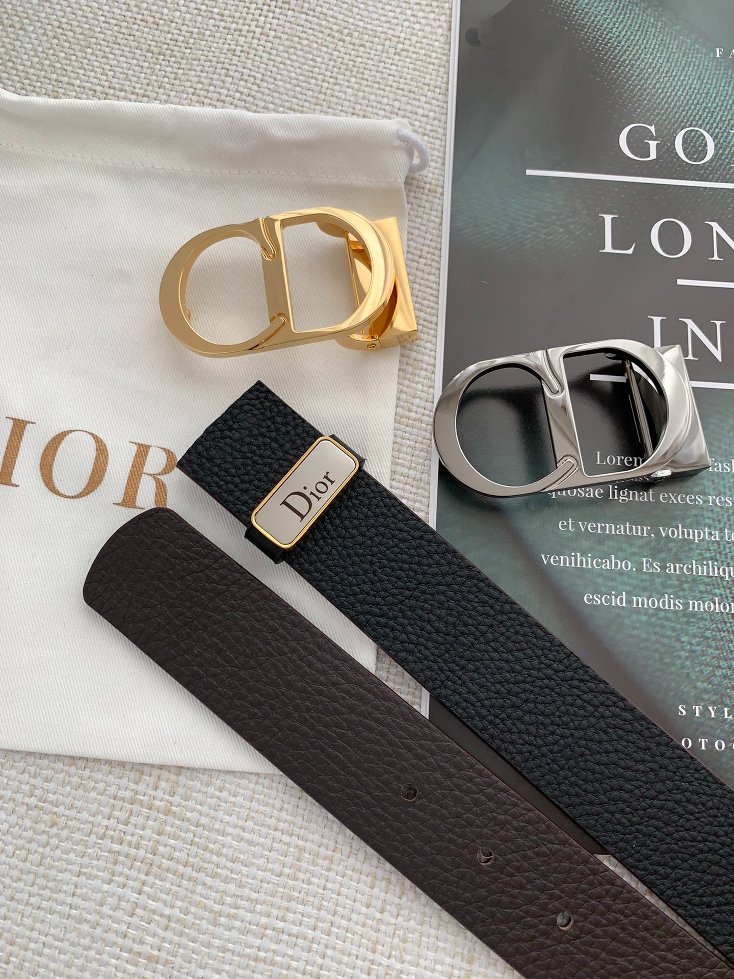 DIOR Reversible Pebbled Leather Belt with Interchangeable CD Buckle