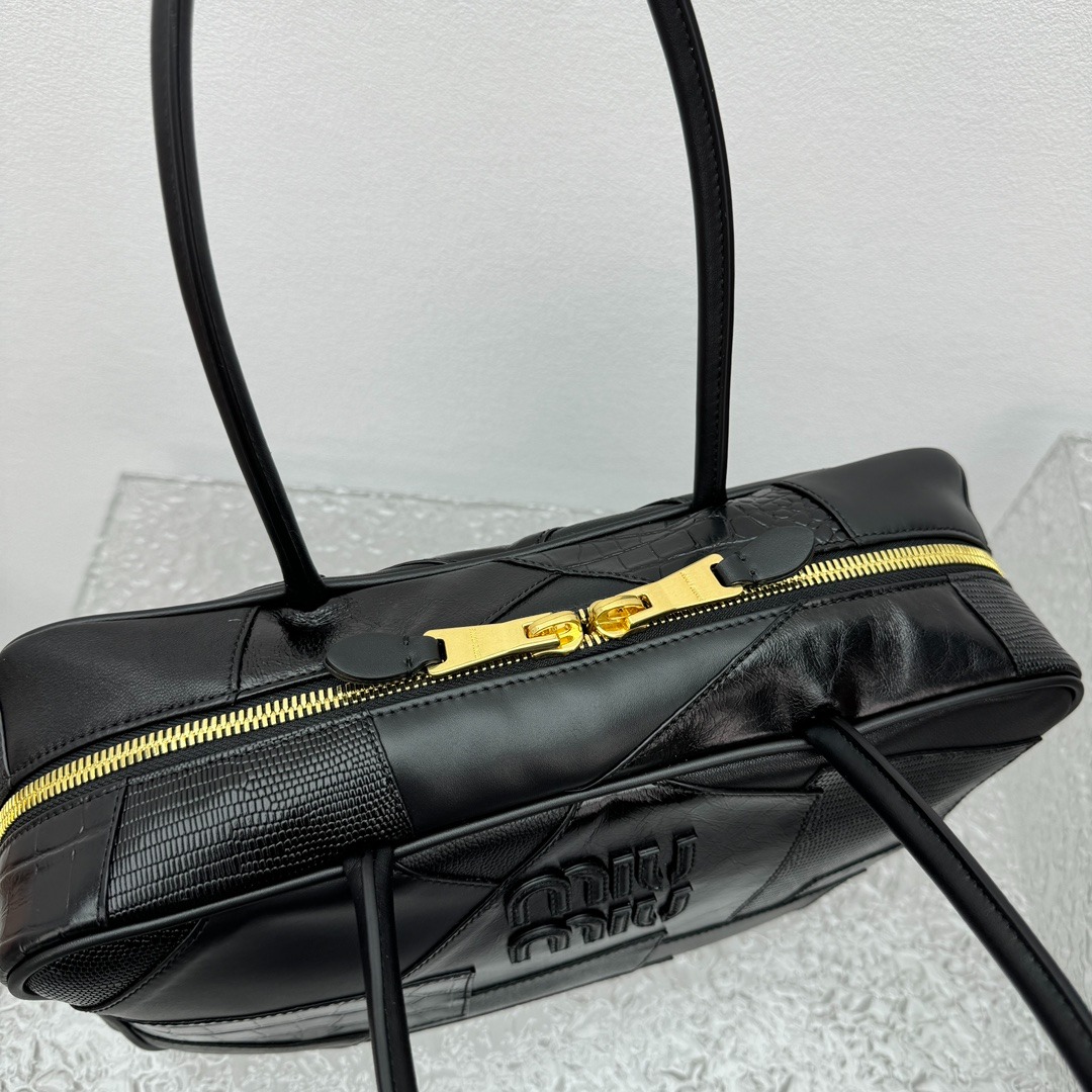 MUI 24SS Spring/Summer Limited Edition Briefcase Black Patchwork Edition - Image 5