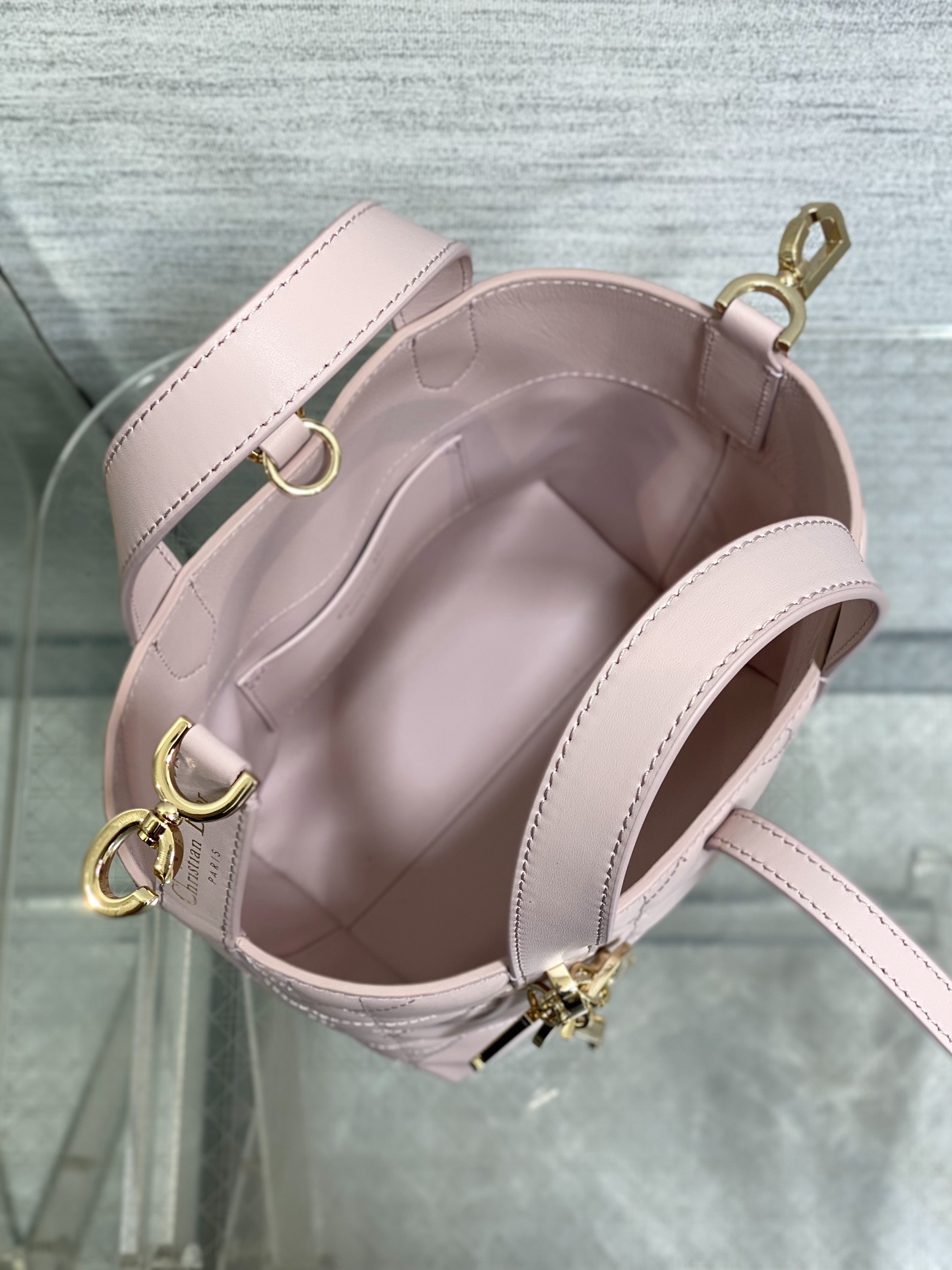 Toujours Vertical Series Small Handbag Sweet Pink Edition - Image 5