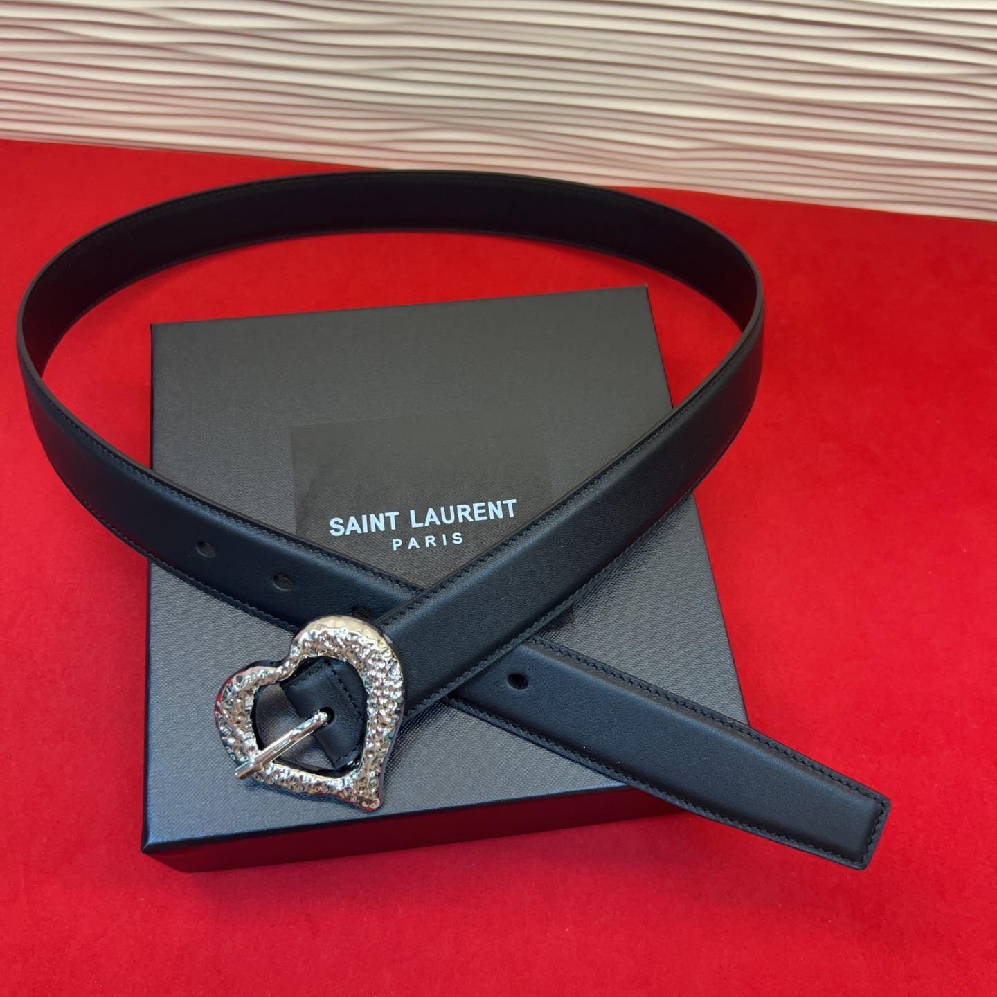 YVES SAINT LAURENT (YSL) Premium Leather Belt with Luxury Designer Buckle - Image 4